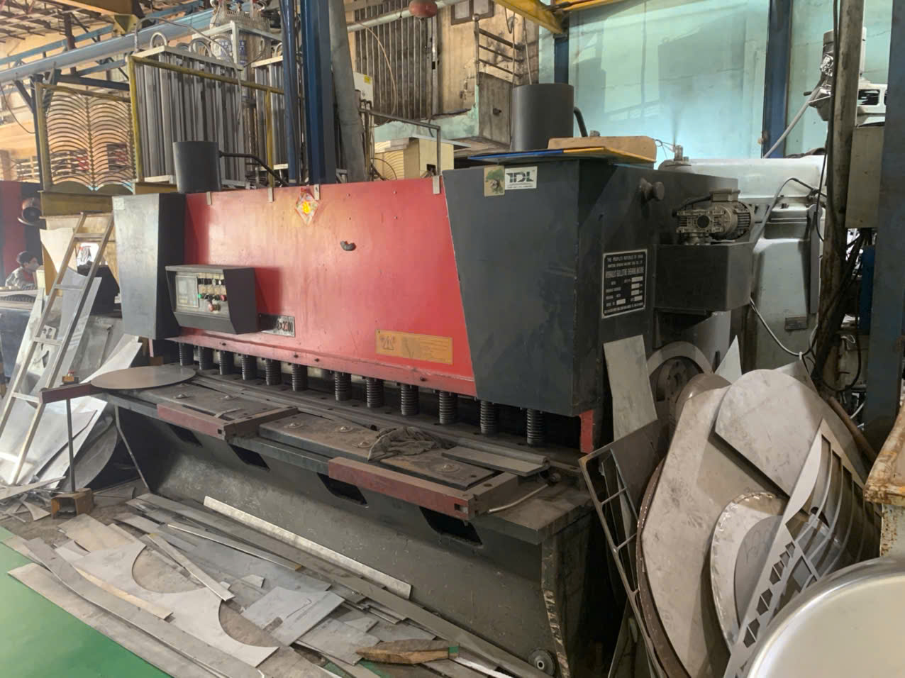 Shearing machine.jpg